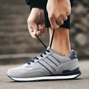 Rivolt Sneakers