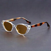 Felèra Cat Eye Shades