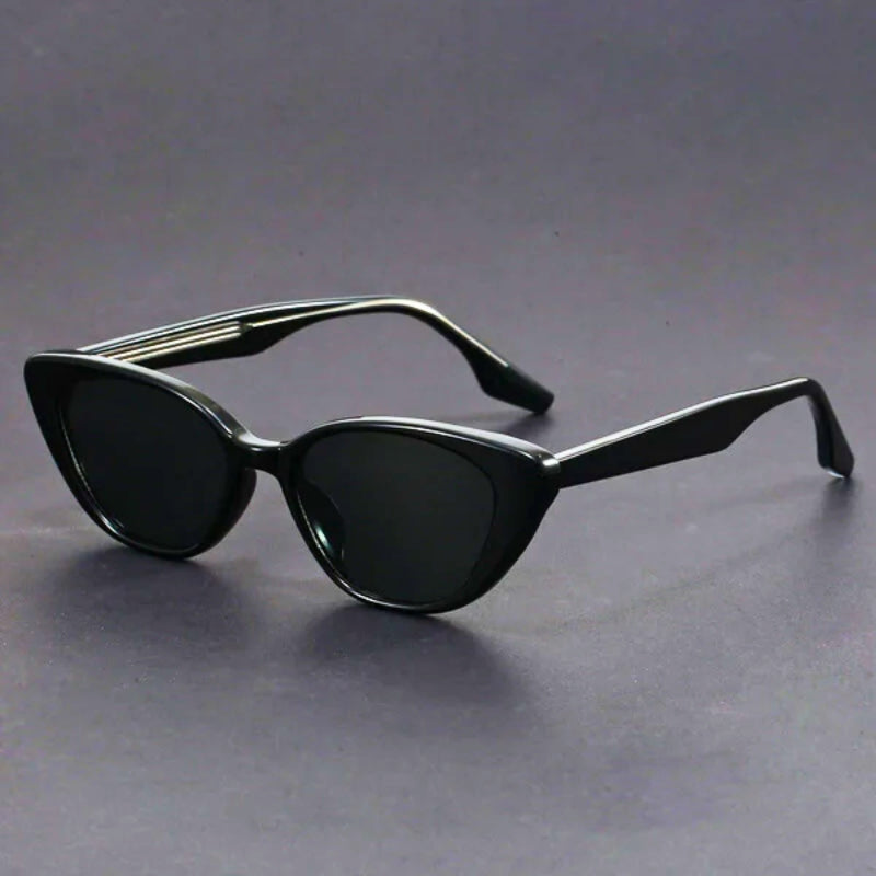 Felèra Cat Eye Shades