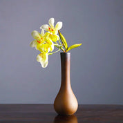 Nivora Vase
